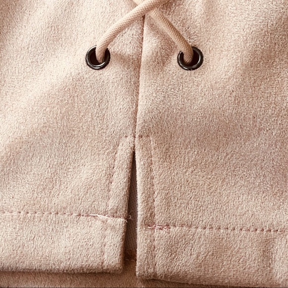 $5 SAlE Haute Rouge Faux Suede Micro Fiber Mini Skirt Sz 2 - Picture 3 of 8